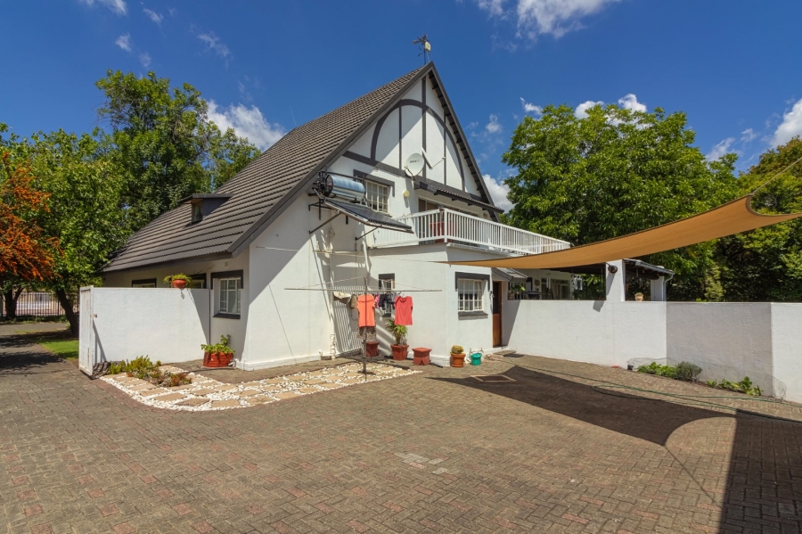 4 Bedroom Property for Sale in Wilgenhof Free State